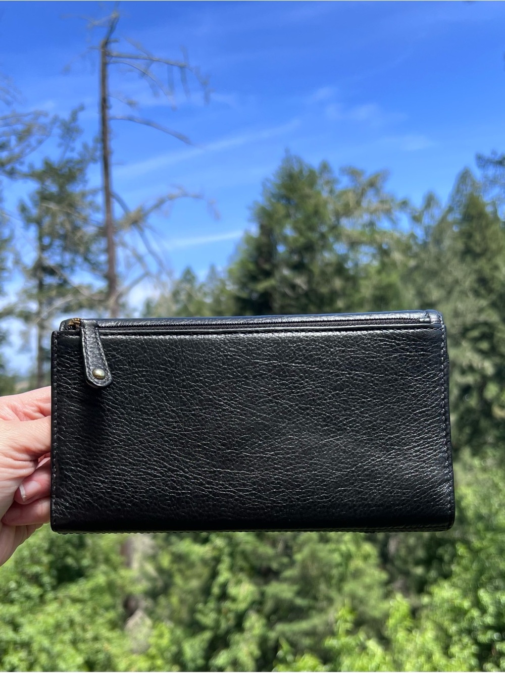 VINTAGE COACH Black Leather Trifold Wallet w Gold Logo Accent AUTHENTIC - Picture 2 of 12